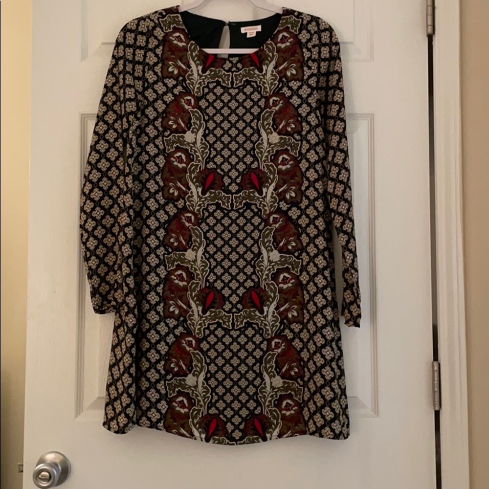 Xhilaration shift dress